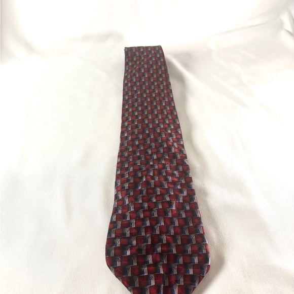 Oscar de la Renta Red and Black Patterned Tie